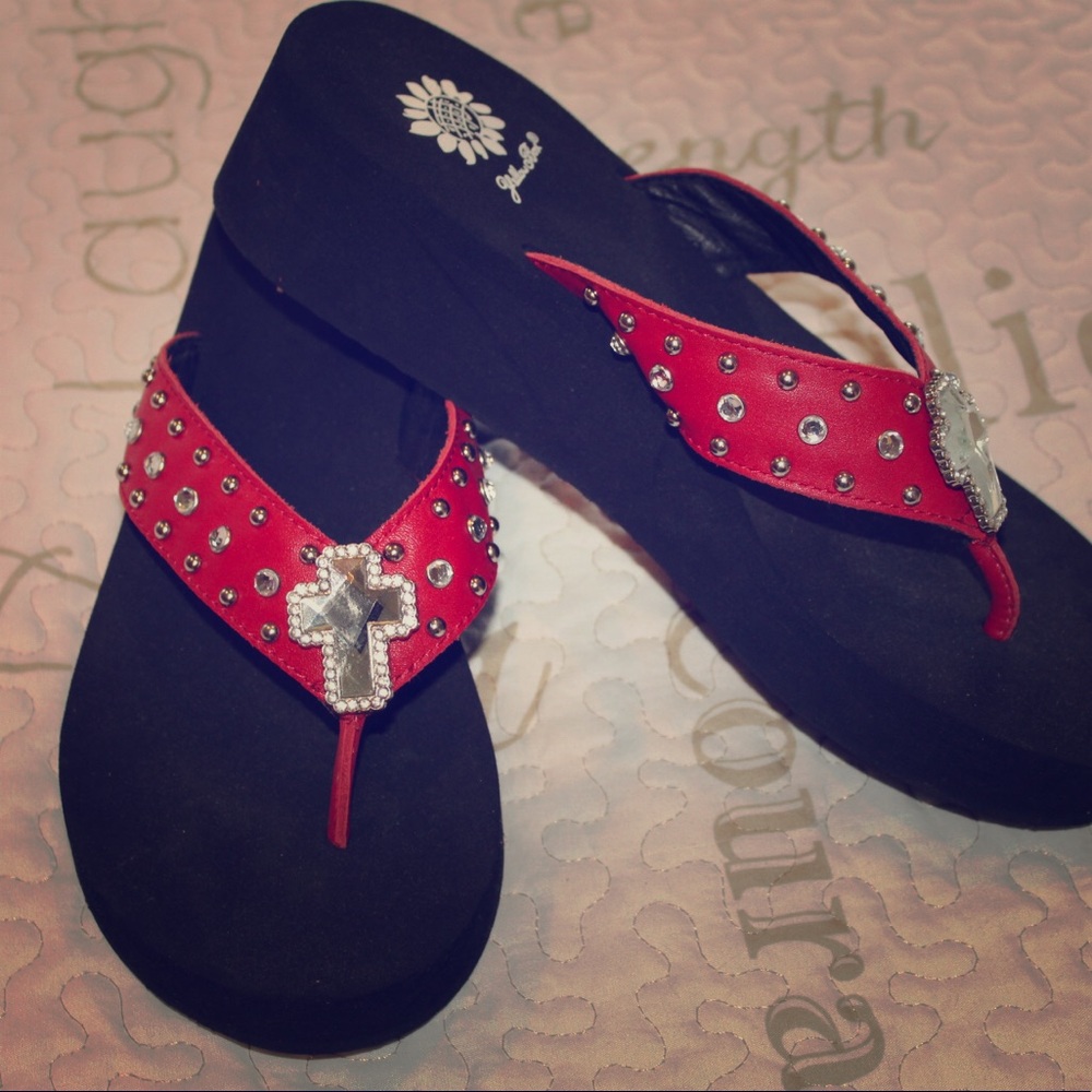 Yellow Box sandals size 10